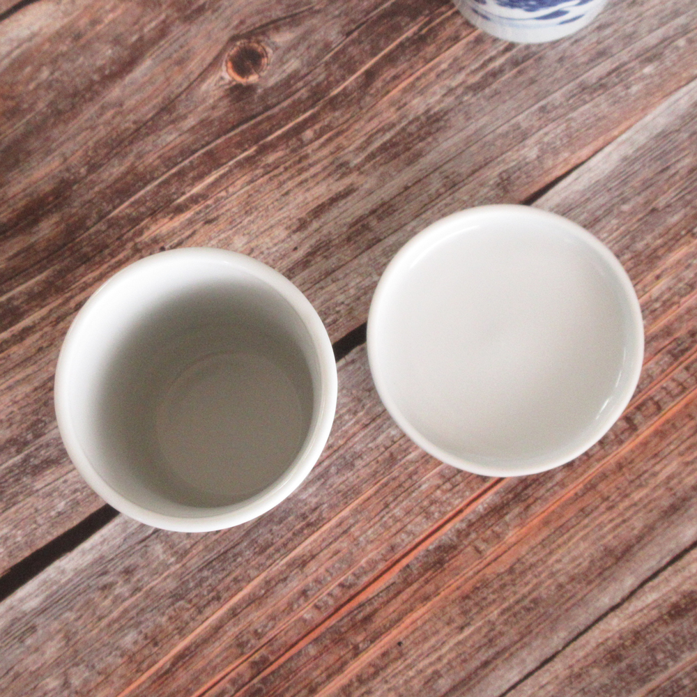 ひれ酒用の酒器 内側