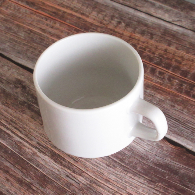 ホテル スタック カップ 斜め