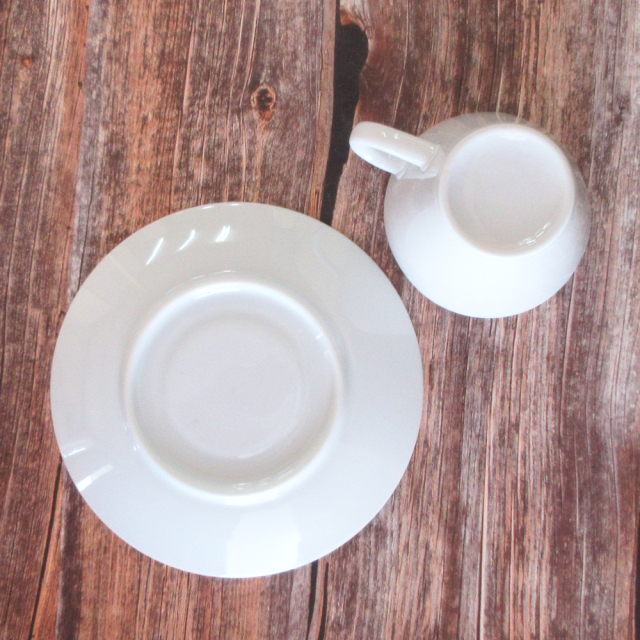 ホテル スタンダード カップソーサー 裏