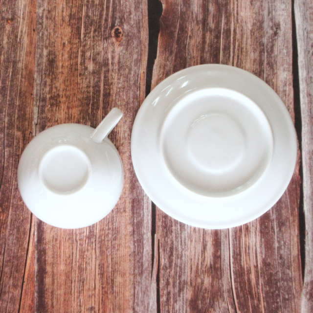 ホテル ベーシック カプチーノC/S 裏